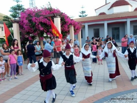 Σάμη : Παρουσίαση παραδοσιακών χορών από τα παιδιά του Συλλόγου &quot;Αιγιαλός&quot;
