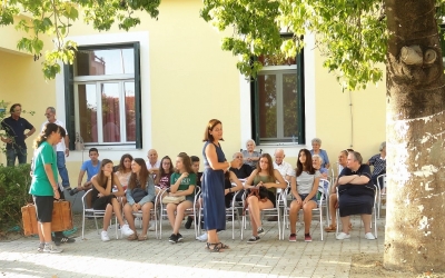 Θεατρική παράσταση των μαθητών του Πετριτσείου Γυμνασίου στο Γηροκομείο
