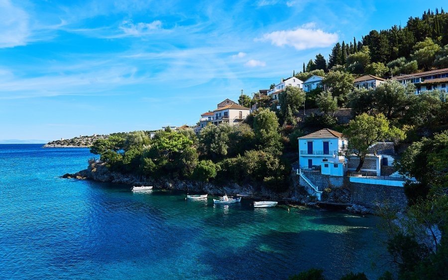 Φρίκες... το μαγευτικό ψαροχώρι της Ιθάκης (βίντεο)