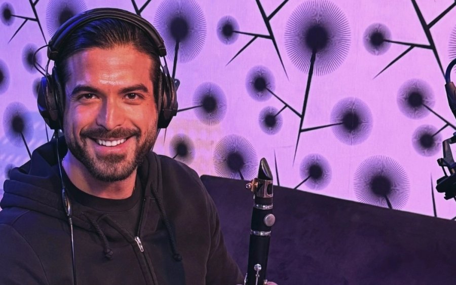 Συνελήφθη ο Άρης Μουγκοπέτρος μετά από μήνυση της συζύγου του για ενδοοικογενειακή απειλή