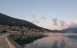 Δ. Στανίτσας: &quot;Αποπνικτική η ατμόσφαιρα στο Βαθύ από το κάψιμο κλαδιών και χόρτων, παρακαλώ να υπάρξει λογική στις ώρες που ανάβουμε φωτιές&quot;