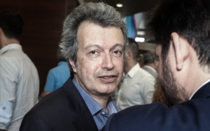 Εσπευσμένα στο νοσοκομείο ο Πέτρος Τατσόπουλος - Διαγνώστηκε με ανεύρυσμα (video)