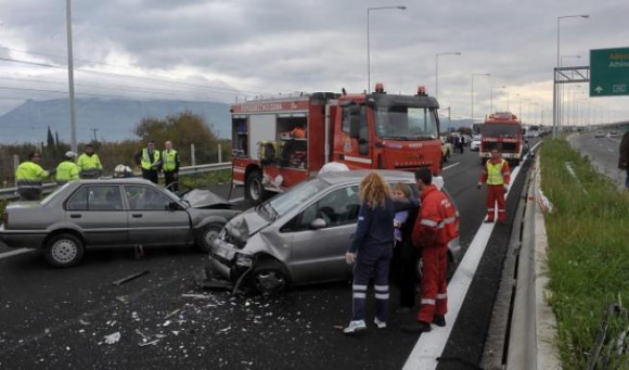 Νεκρή 46χρονη στην Ε.Ο. Πατρών-Κορίνθου