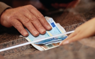 Ε.Α.Σ.: Στα γκισέ τραπεζών οι Αγρότες για 900 εκατομμύρια ευρώ