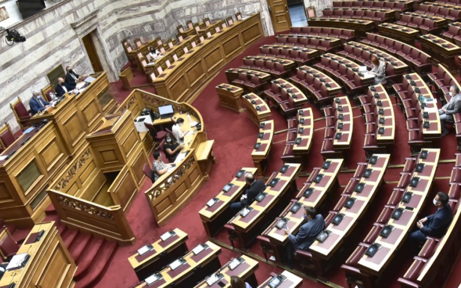 Η Βουλή επικυρώνει την επέκταση χωρικών υδάτων στο Ιόνιο - Στο... βάθος Κρήτη