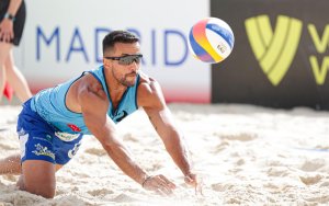 Κόλα, Σιδέρης: Πρόκριση στα προημιτελικά στο παγκόσμιο τουρνουά στην Μαδρίτη