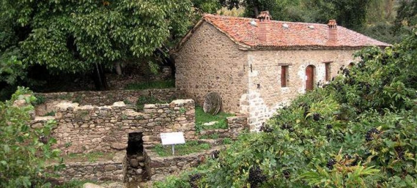 Η εκκλησία στη Μάνη και ο νερόμυλος στις Πρέσπες που βραβεύτηκαν από την ΕΕ [εικόνες]