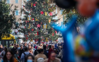 «Καμπανάκι» για έξαρση των κρουσμάτων Covid τα Χριστούγεννα