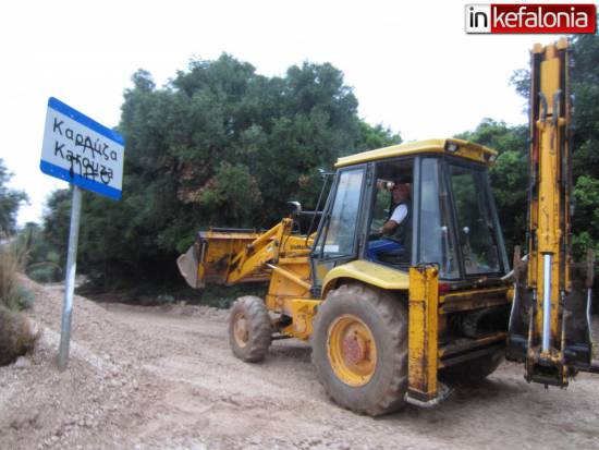 Ξεπεράστηκαν τα προβλήματα στον δρόμο στου Καρούζα