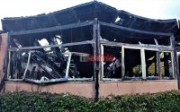Φωτιά κατέστρεψε ολοσχερώς την καφετέρια του “Πρόκρις" στα Μαζαρακάτα (Εικόνες/video)