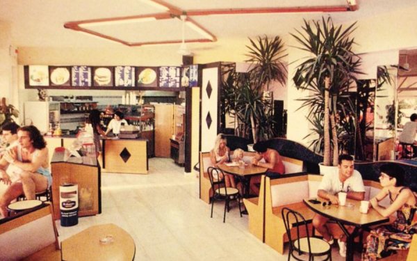 Crepaland: Ιστορία σε κάθε μπουκιά!