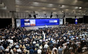 ΔΕΘ 2025: Ξεχάστηκαν οι αυξήσεις στα επιδόματα του ΟΠΕΚΑ