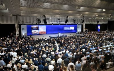 ΔΕΘ 2025: Ξεχάστηκαν οι αυξήσεις στα επιδόματα του ΟΠΕΚΑ