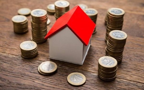 Κλείνει ο συμβιβασμός κυβέρνησης - τραπεζών για στήριξη δανειοληπτών και επιτόκια