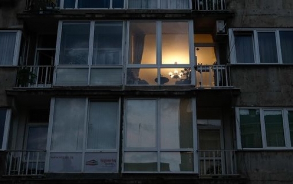 12 συμβουλές για να μη «φουσκώνουν» οι λογαριασμοί ηλεκτρικού ρεύματος