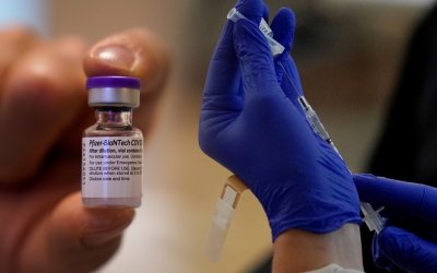 Εμβόλιο Pfizer: Στις 21 Δεκεμβρίου η έγκρισή του από τον Ευρωπαϊκό Οργανισμό Φαρμάκων