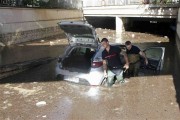 Εικόνες κατακλυσμού στη γαλλική Κυανή Ακτή, τουλάχιστον 16 νεκροί - Καταστροφές σε Κάννες και Νίκαια