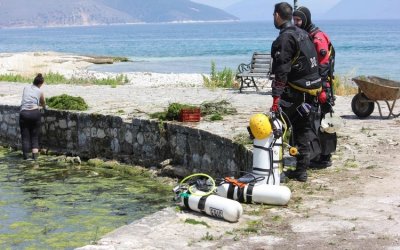 Φορέας Διαχείρισης Αίνου - Γεωπάρκο Κεφαλονιάς - Ιθάκης: Δράση καθαρισμού λίμνης Καραβόμυλου! (εικόνες)
