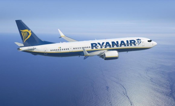 Ryanair: Προσφέρει 1 εκατομμύριο εισιτήρια των 15 ευρώ