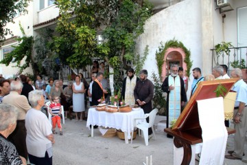 Σε γειτονιά του Ληξουρίου ο εορτασμός της Αγίας Κυριακής (εικόνες)
