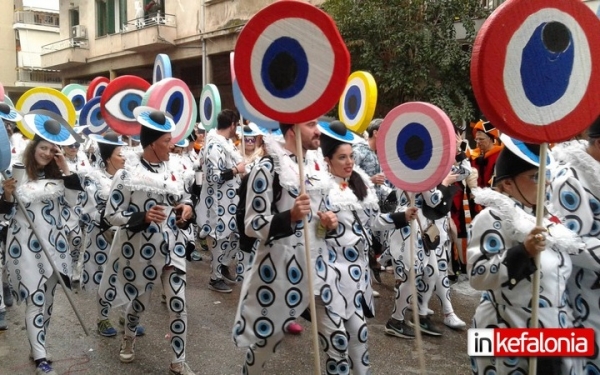 Με φαντασμαγορικό τρόπο έκλεισε το Καρναβάλι της Πάτρας! (εικόνες)