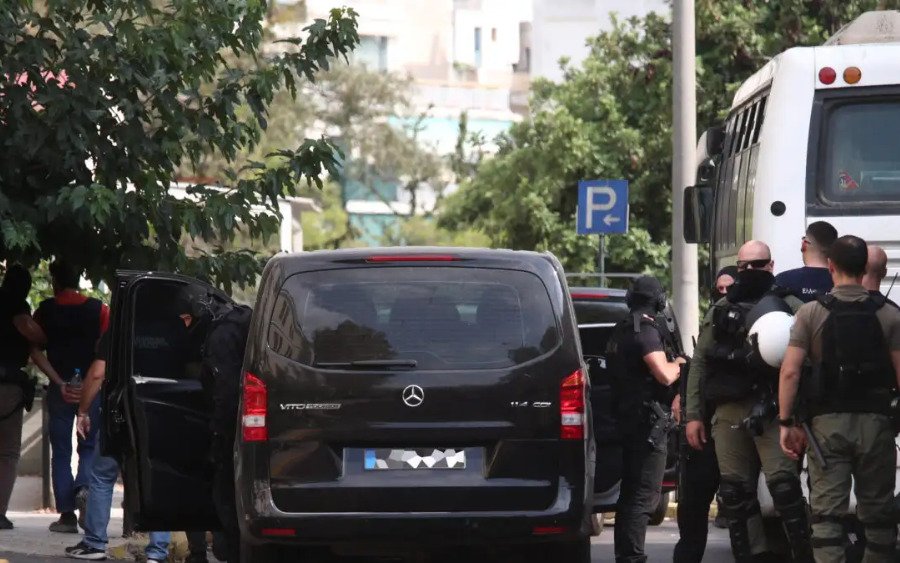 Marfin: Η ανάλυση παλιών βίντεο και φωτογραφιών με AI και το μυστικό email έλυσαν τον γρίφο μετά από 16 χρόνια