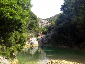 Ορειβατικός Σύλλογος : Διάσχυση του μοναδικής ομορφιάς αυλακιού Φουκαλίδας