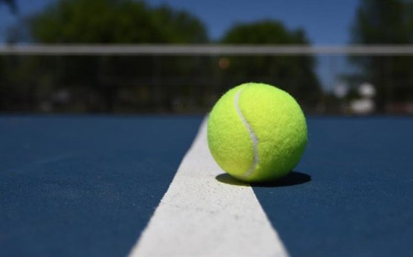Σύλληψη προπονητή τένις για σεξουαλική κακοποίηση ανήλικων αθλητριών