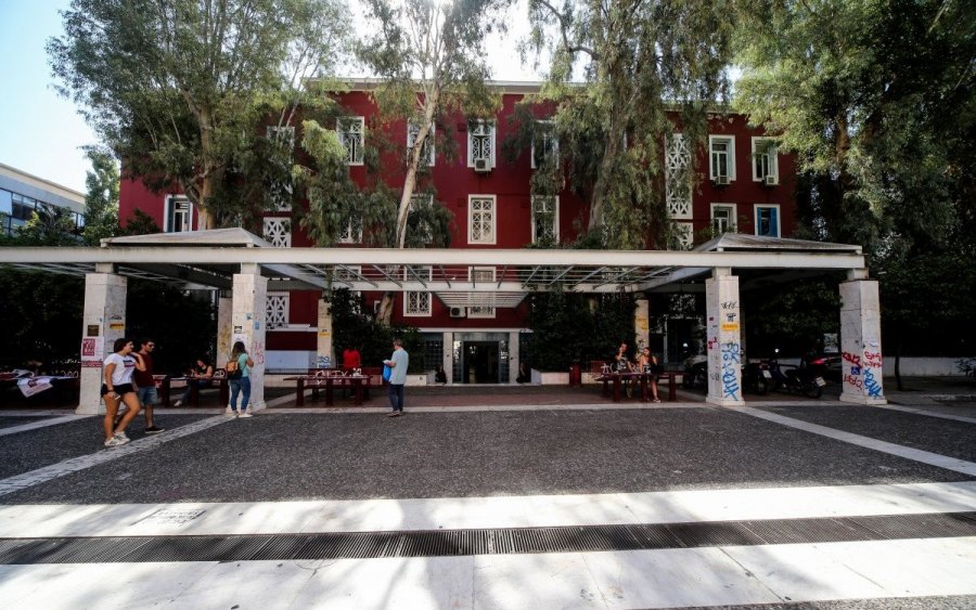 Κεραμέως: Τα Πανεπιστήμια θα ορίζουν την ελάχιστη βάση εισαγωγής