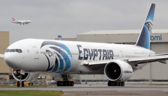 EgyptAir: Ερευνητικό σκάφος συνέλεξε ανθρώπινα μέλη από το σημείο πτώσης