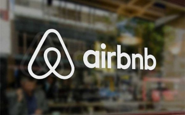 Απόφαση «βόμβα» για τα Airbnb: «Μπλόκο» σε πολυκατοικίες που ο κανονισμός προβλέπει αποκλειστικά χρήση κατοικίας