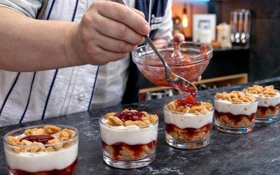 Ελαφρύ Cheesecake στο ποτήρι Χωρίς Ζάχαρη σε 5'