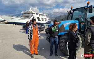Λιμάνι Αργοστολίου: Ανεστάλη ο συμβολικός αποκλεισμός των αγροτών στα Φέρυ