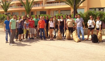 Εθελοντικός καθαρισμός της παραλίας Μαϊστράτου απο σπουδαστές της ΑΕΝ - Η λίστα με τα απορρίμματα που συνέλεξαν (εικόνες)