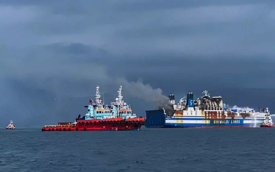 Στον Αστακό μεταφέρεται το Euroferry Olympia για να συνεχιστούν οι έρευνες