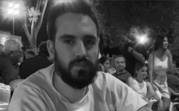 Θεόφιλος: Βαθιά οδύνη για την πρόωρη και άδικη απώλεια του Στέφανου Μεσσάρη