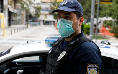 Κορονοϊός: Πέντε παραβάσεις στην Κεφαλονιά για μη χρήση μάσκας - 300 ευρώ το πρόστιμο