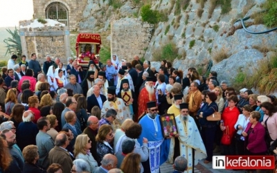 Η Λιτάνευση των Εικόνων των Σισσίων στο Κάστρο