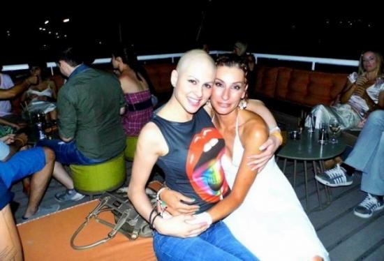 Η συγκλονιστική ιστορία της 27χρονης ελληνίδας Playmate που νίκησε τον καρκίνο!