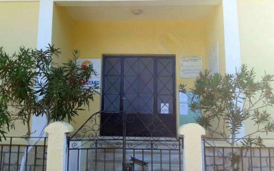 Η οικονομική κατάρρευση του διαγνωστικού κέντρου Ιθάκης , οι συνέπειες και η μερική λύση από την ομογένεια