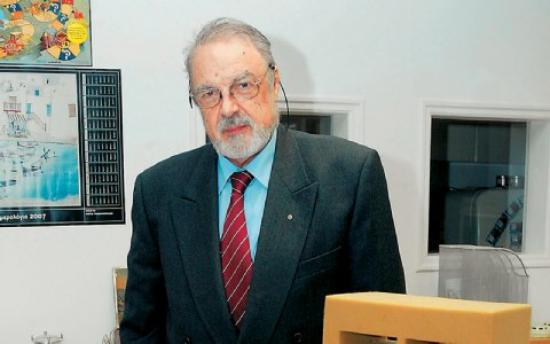 Kλιμάκιο του Δήμου συνοδεία του ομότιμου καθηγητή αντισεισμικών κατασκευών Παναγιώτη Καρύδη επισκέφθηκε τις πληγείσες περιοχές της Παλλικής