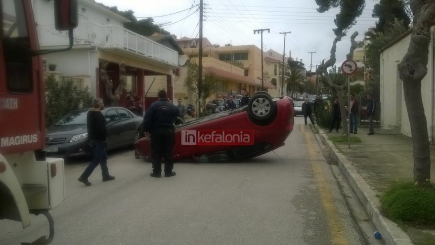 Τροχαίο με ανατροπή οχήματος στο Αργοστόλι