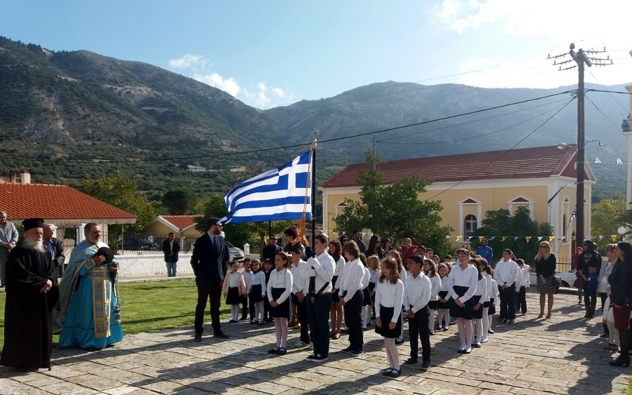 Ο εορτασμός της 28ης Οκτωβρίου στα Ομαλά (εικόνες)