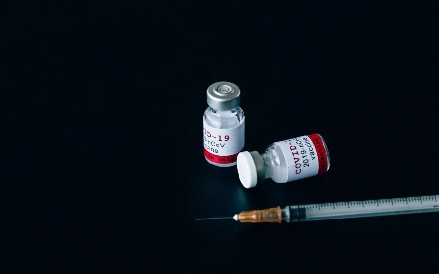 ΠΟΕΔΗΝ: Γιατί αποσύρεται από την ηπειρωτική χώρα το σκεύασμα της Johnson & Johnson