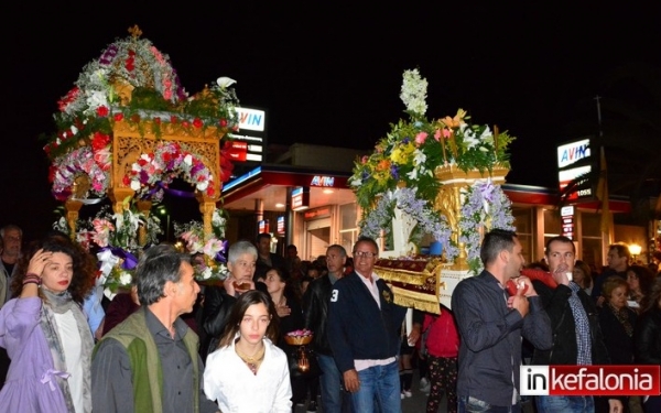Στην Κεντρική Πλατεία Αργοστολίου η συνάντηση των Επιταφίων και η τελετή της Ανάστασης