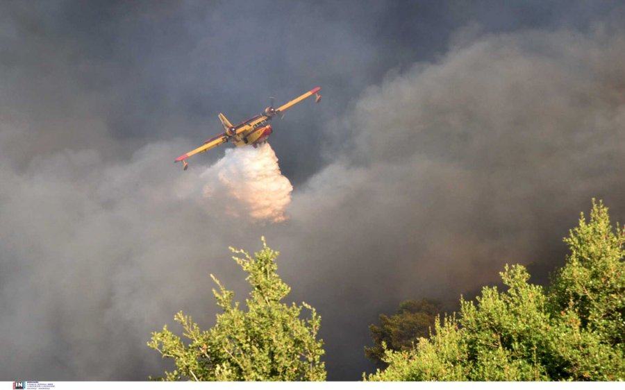 Φωτιά στην Αχαΐα: Συνεχίζεται η μάχη με τις φλόγες – 16 άνθρωποι στο νοσοκομείο