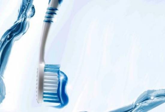 Μια οδοντόκρεμα θα αποκαθιστά το σμάλτο των δοντιών