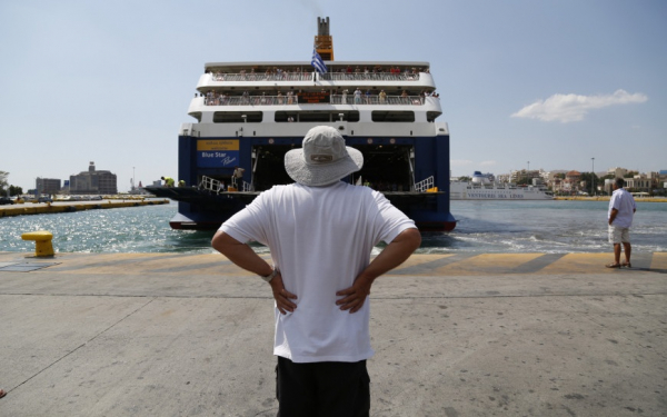Άρση μέτρων: Σε τρεις φάσεις η απελευθέρωση της μετακίνησης στα νησιά