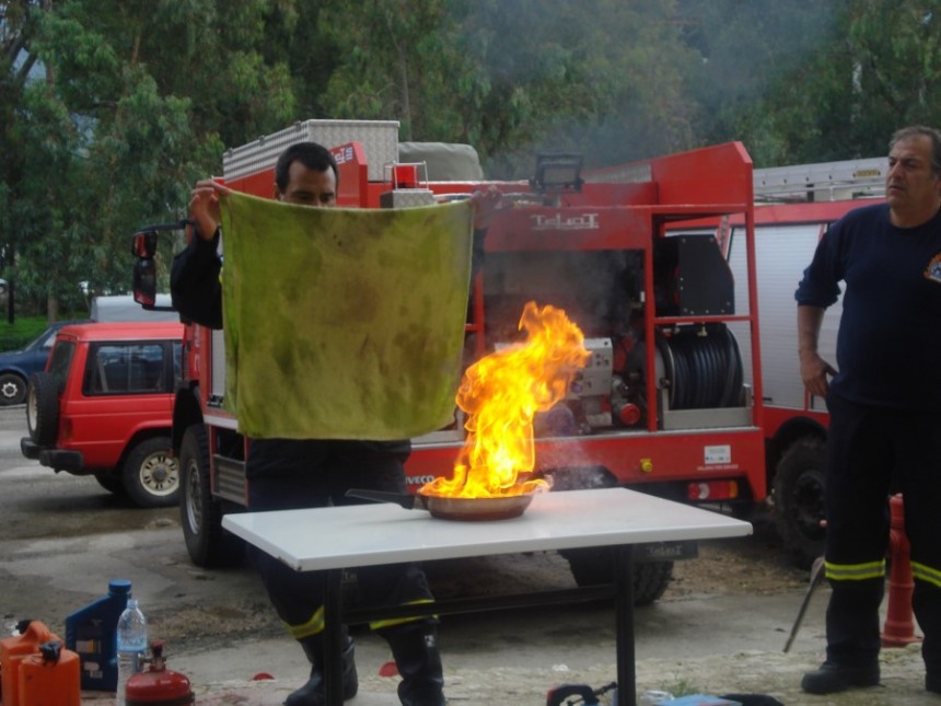 Εκπαιδεύτηκαν στην πρόληψη και κατάσβεση πυρκαγιών