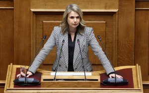 Μετατίθεται λόγω πένθους η εκδήλωση του ΠΑΣΟΚ στο Αργοστόλι με τη Μιλένα Αποστολάκη